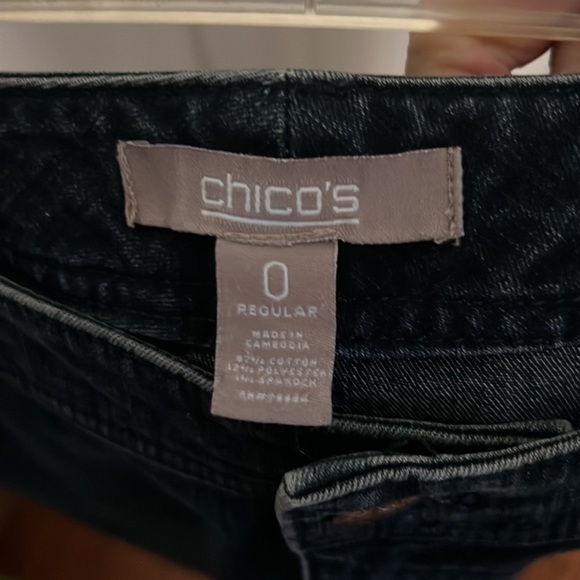 Chico’s Women’s Blue Denim Jeans - Picture 4 of 7